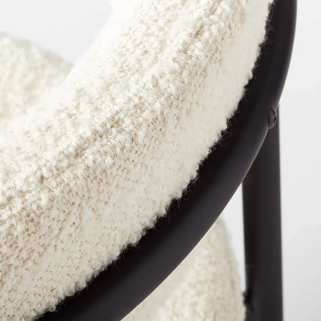 Velia seat